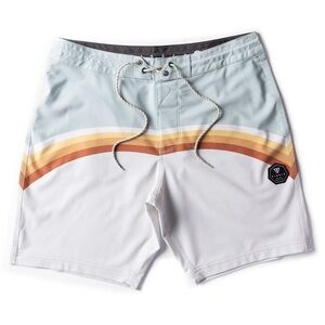 NWT Vissla Sunbelt 18.5" Boardshorts Size 33 Surf